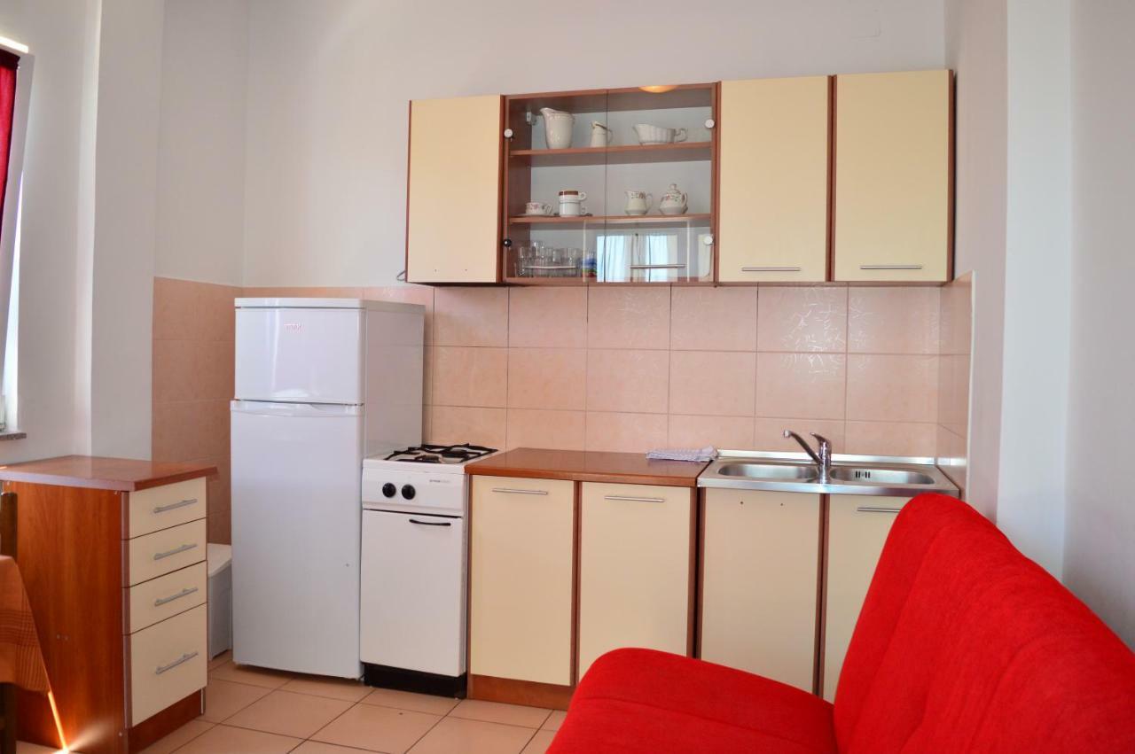 Apartmani Macak II Novalja Exteriör bild