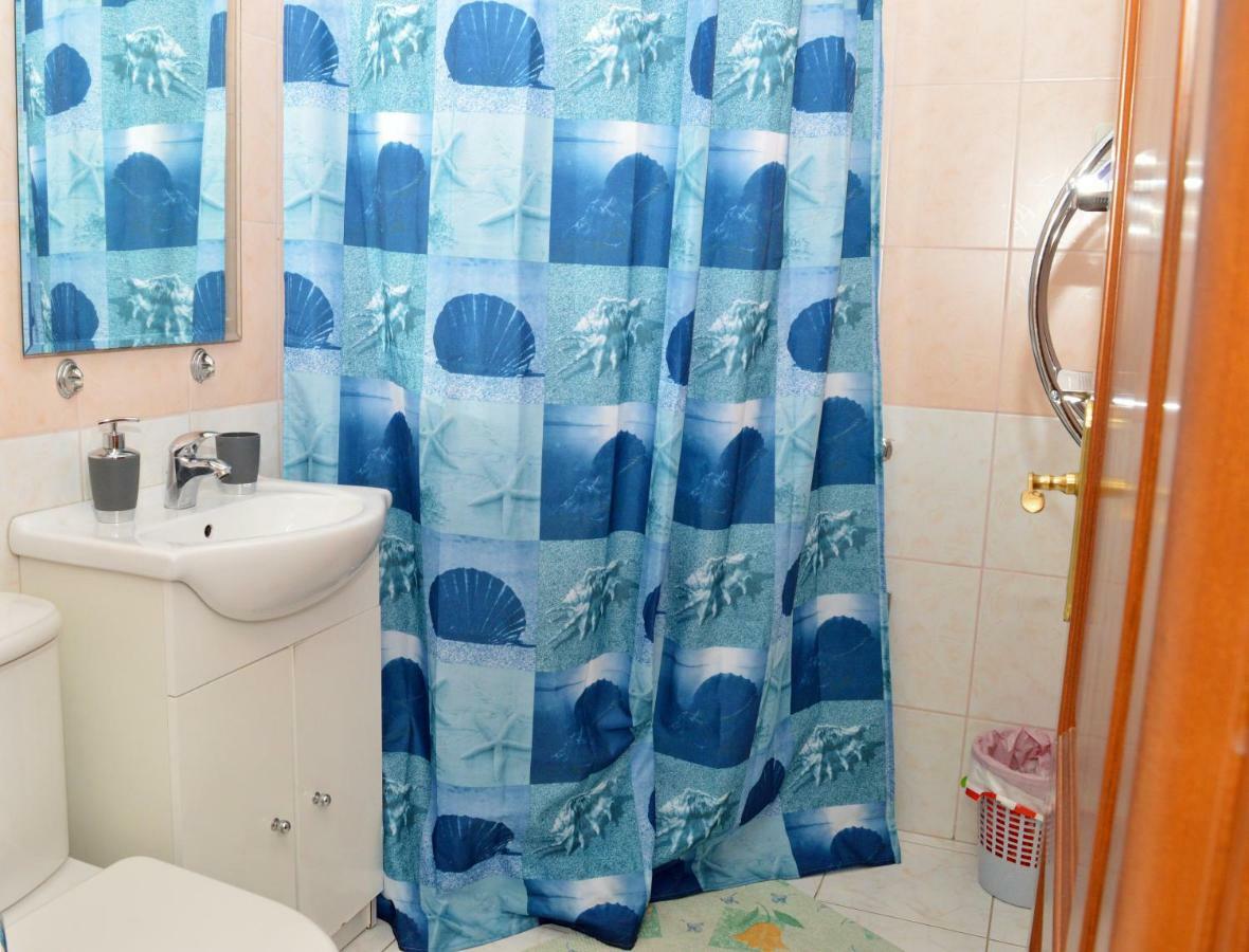 Apartmani Macak II Novalja Exteriör bild