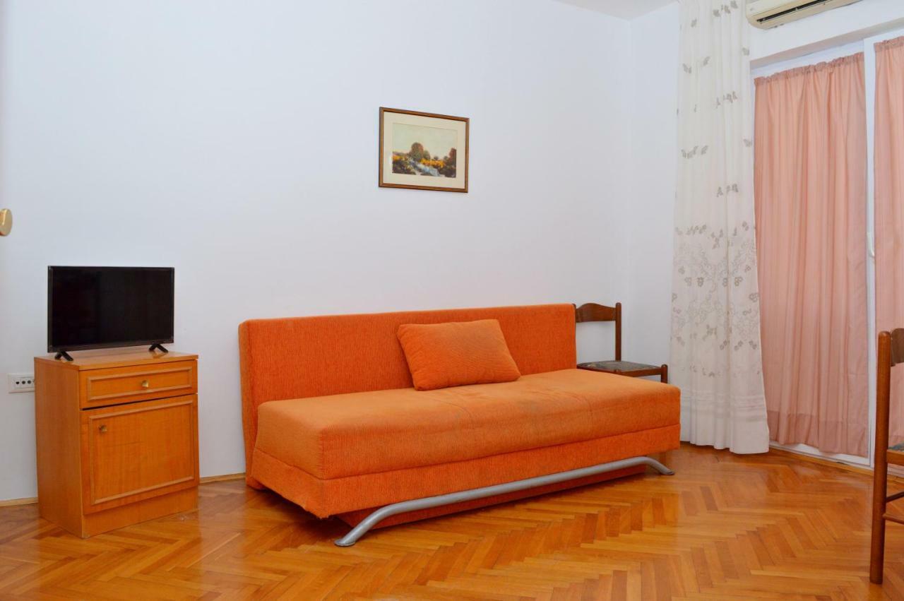 Apartmani Macak II Novalja Exteriör bild
